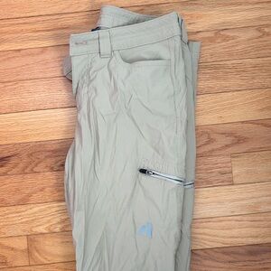 Women’s Lightweight Outdoor Pants - Tan